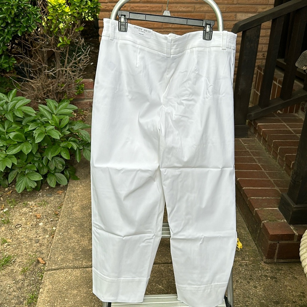 Women’s crop pants